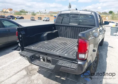 2019 Toyota Tacoma Sr z USA, uszkodzony, nr VIN 5TFAX5GN0KX137139